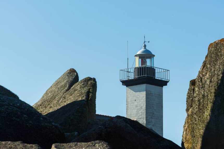 Pontusval lighthouse - Tourisme Côte des Légendes