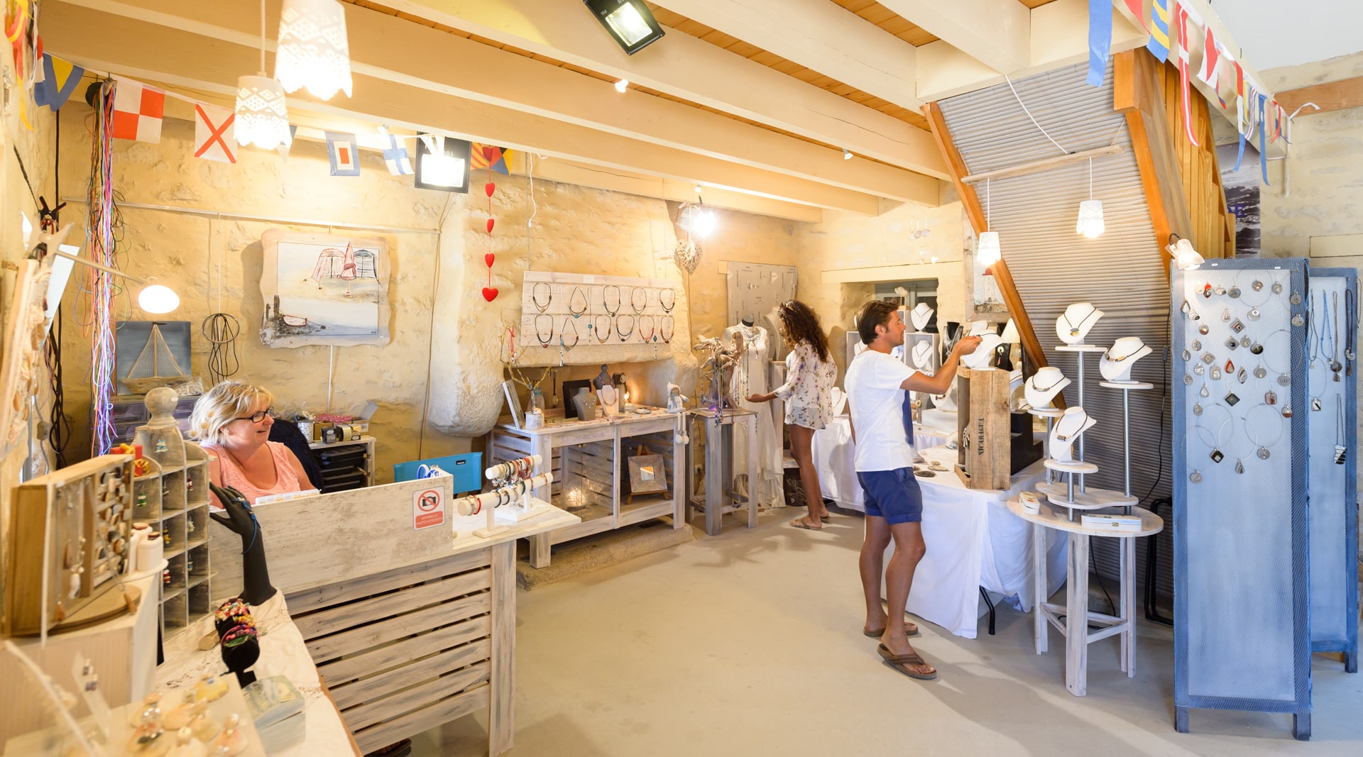 Atelier d’artisan à Meneham – Tourisme Côte des Légendes